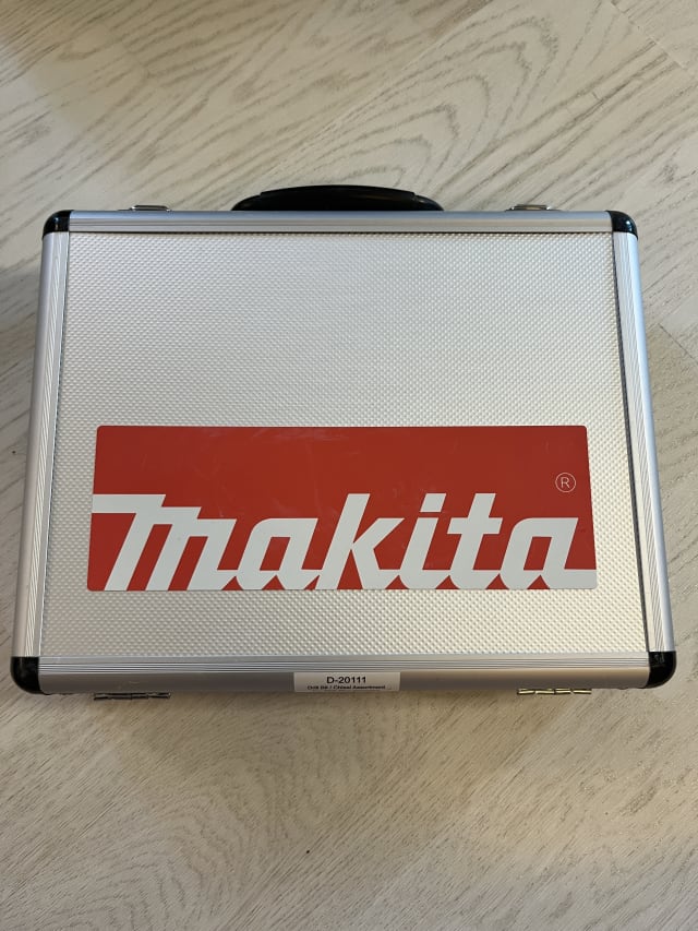 Makita akkuporavasara DHR242