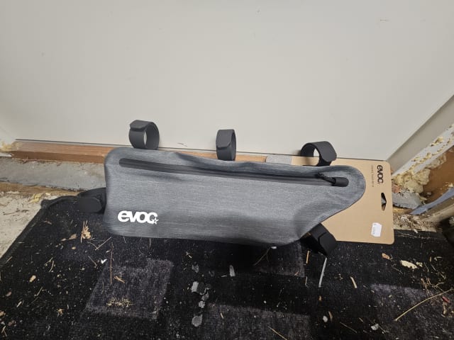 Evoc Frame Pack M runkolaukku