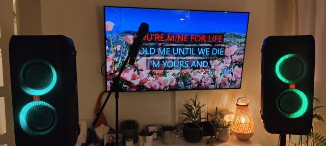 JBL langaton kaiutin (x3) + langattomat mikit