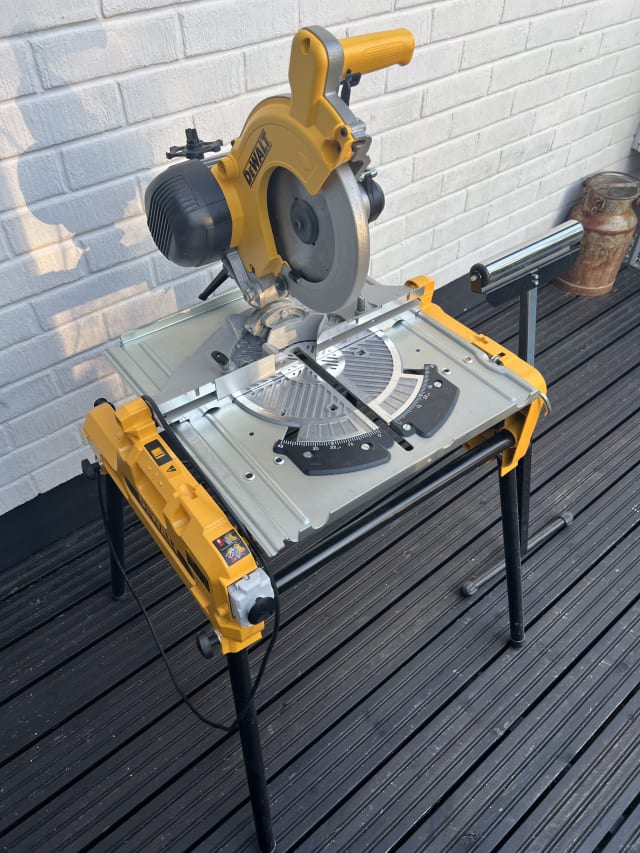 Dewalt Yhdistelmäsaha