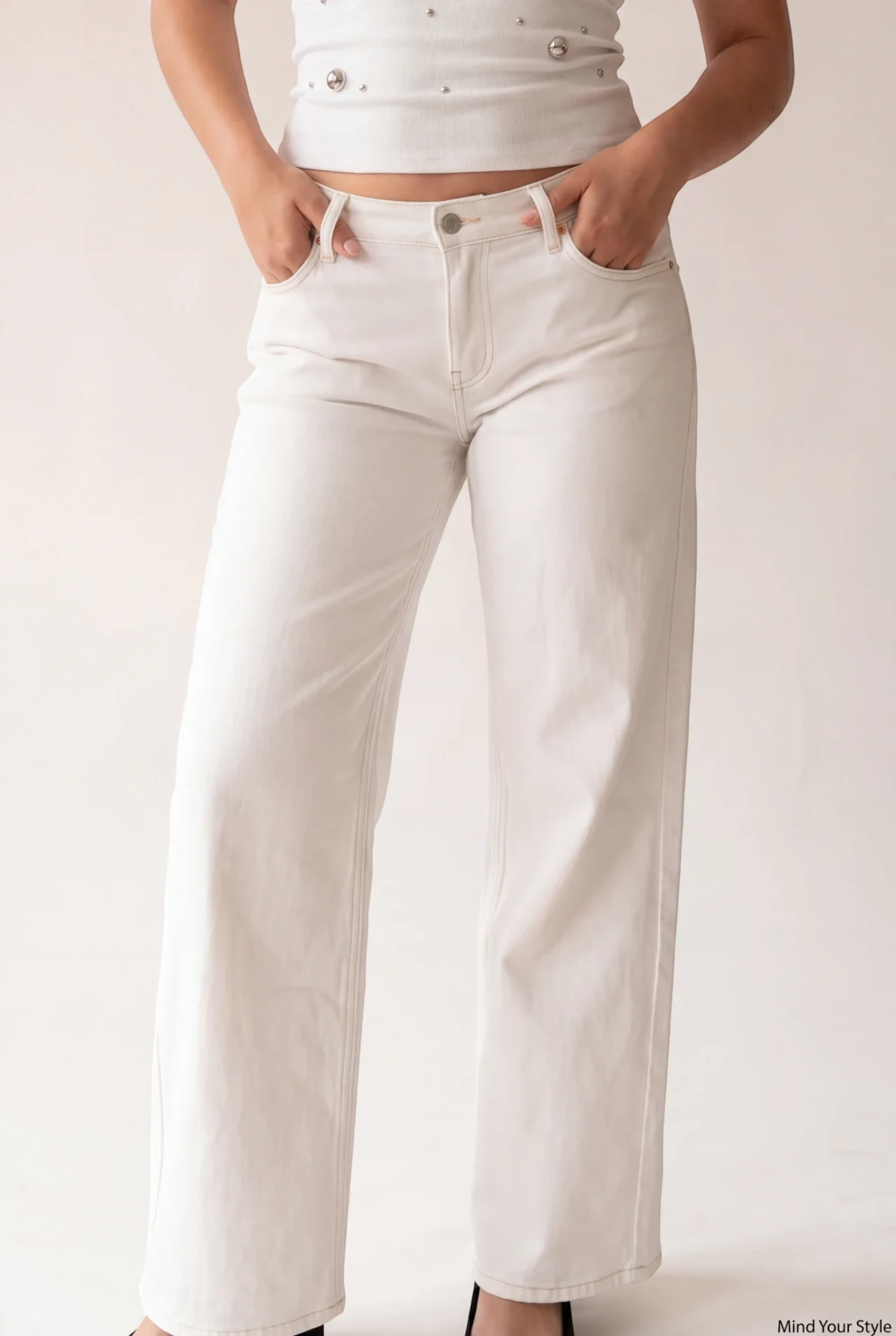 Relaxed Straight Ecru Jeans