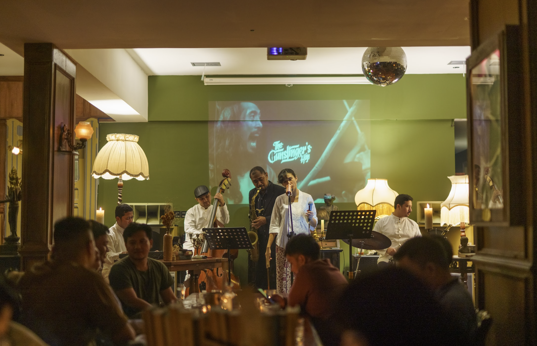 Saturjazz — Societeit de Harmonie & DJ Caviarbites