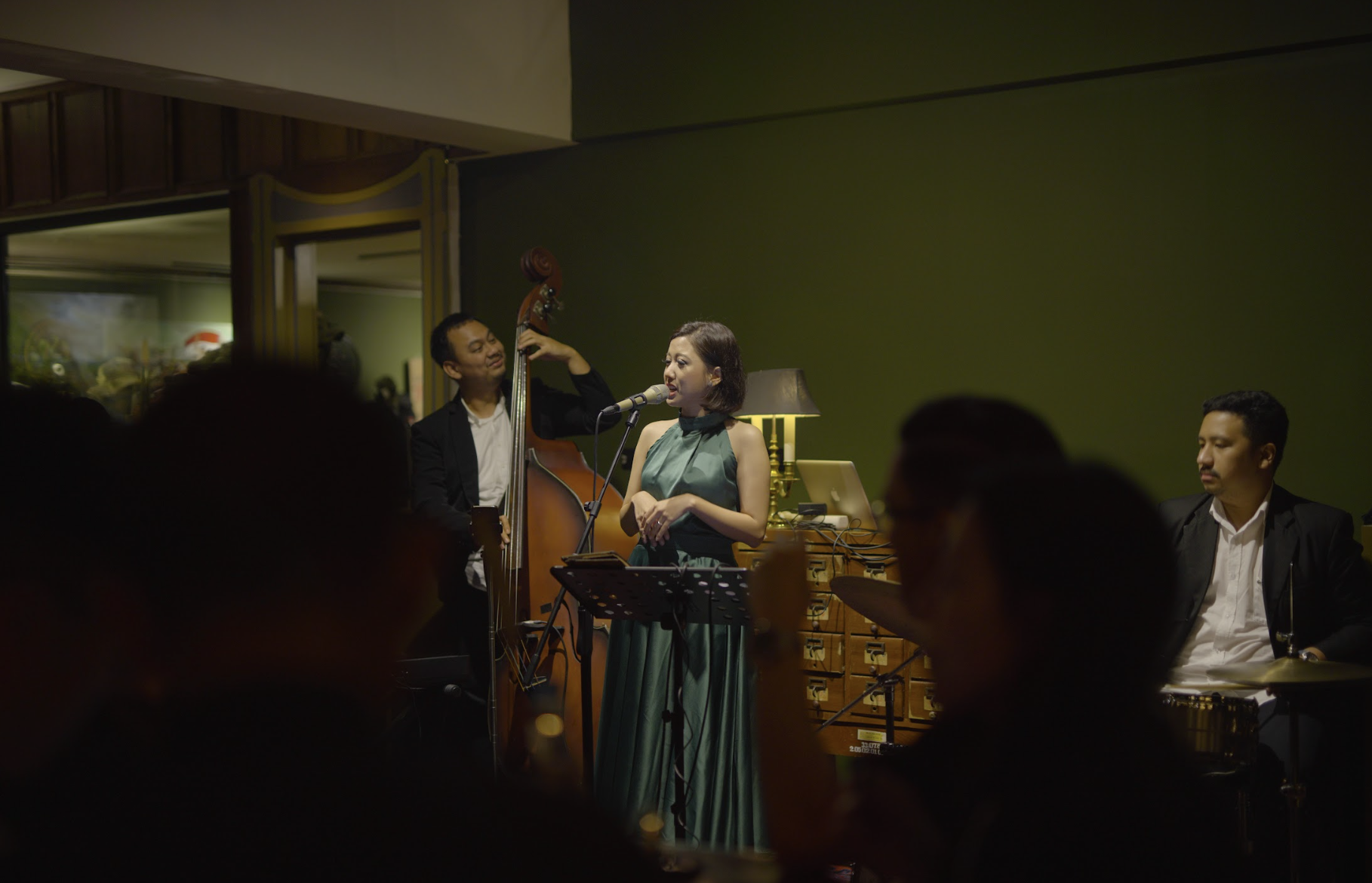 Toca Trova — Societeit de Harmonie & DJ Caviarbites