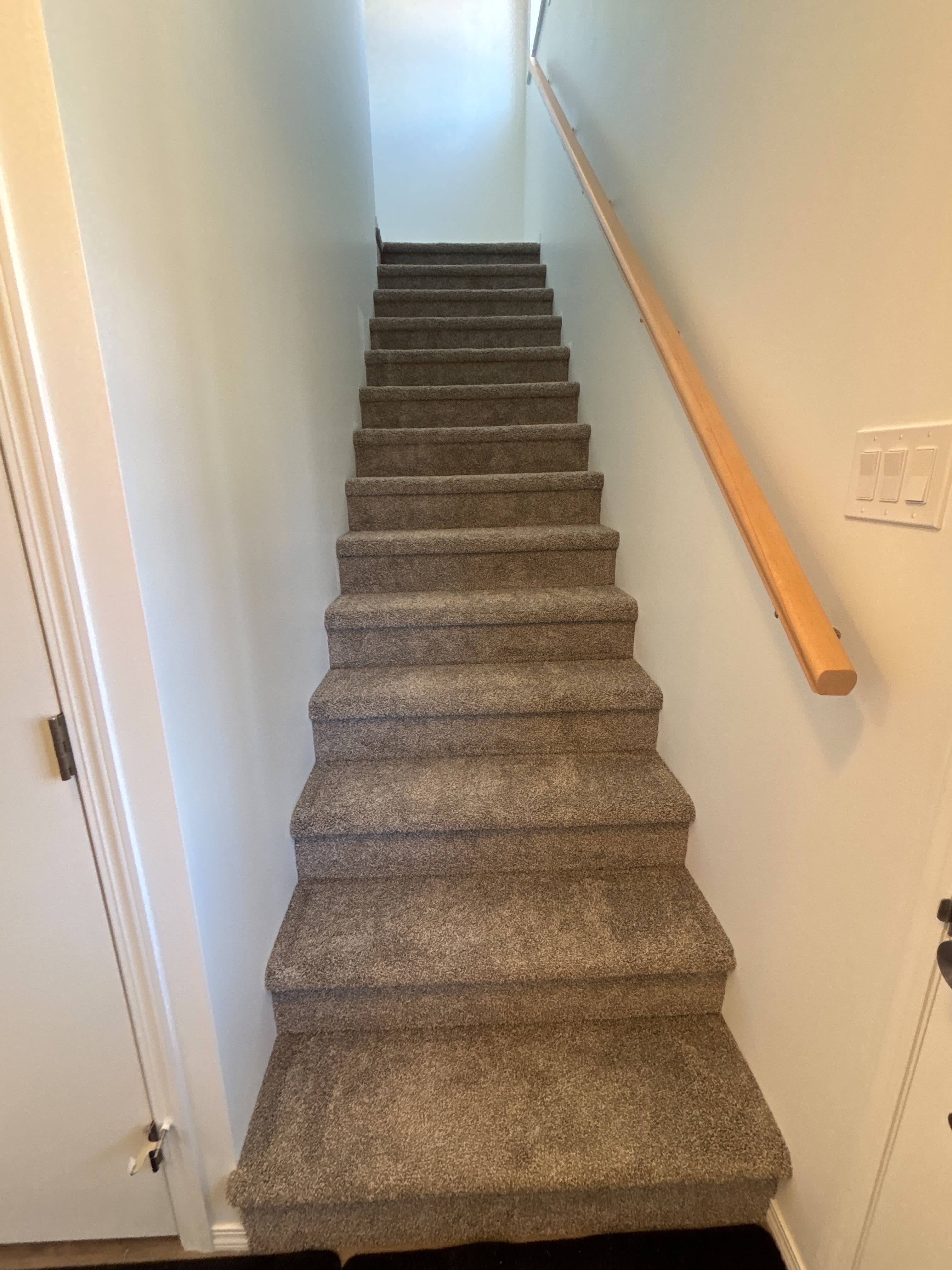 1 Month Free– 2 Bedroom Upper Suite– Bellevue, Edmonton thumbnail 11