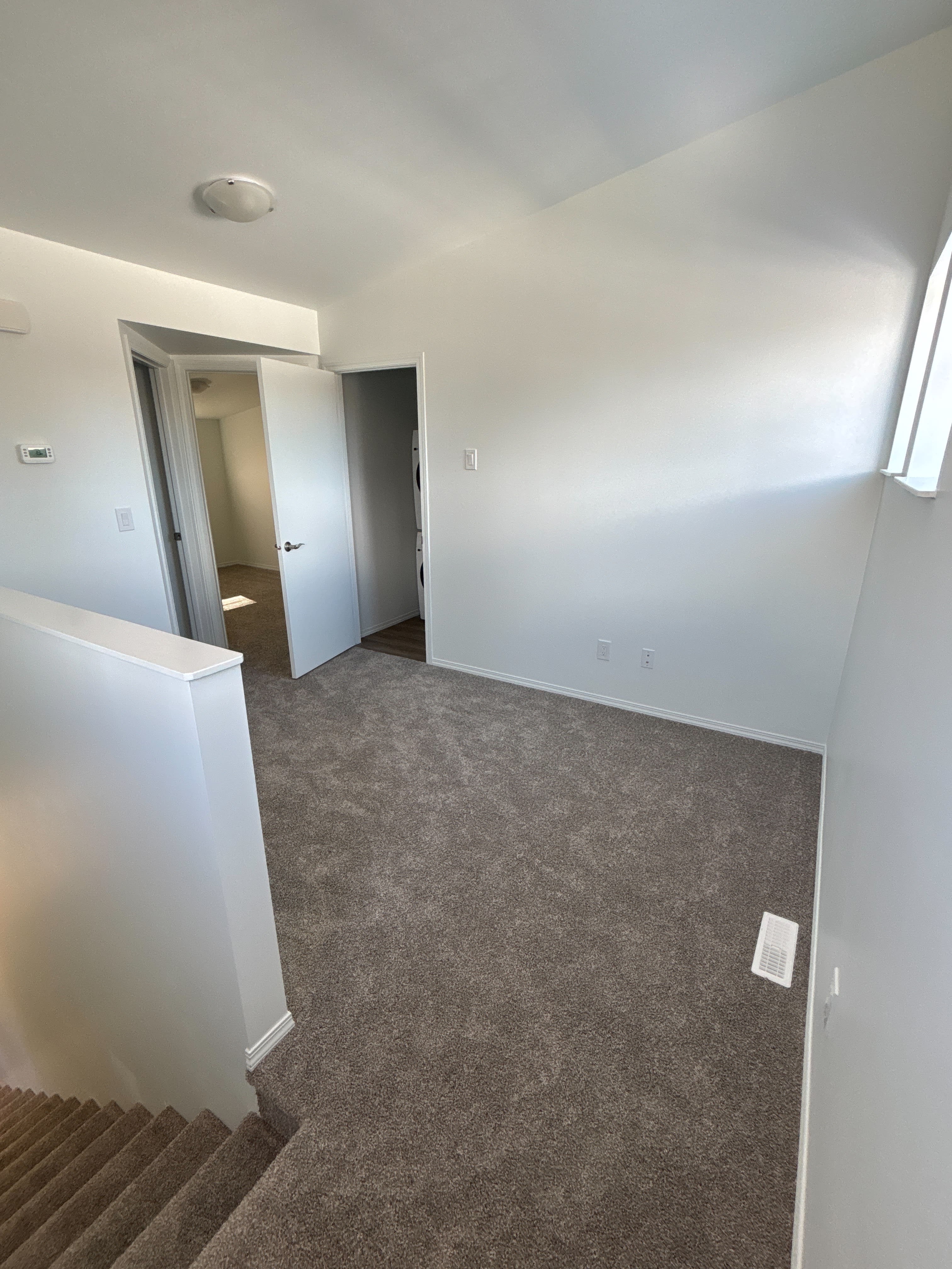 1 Month Free– 2 Bedroom Upper Suite– Bellevue, Edmonton thumbnail 13