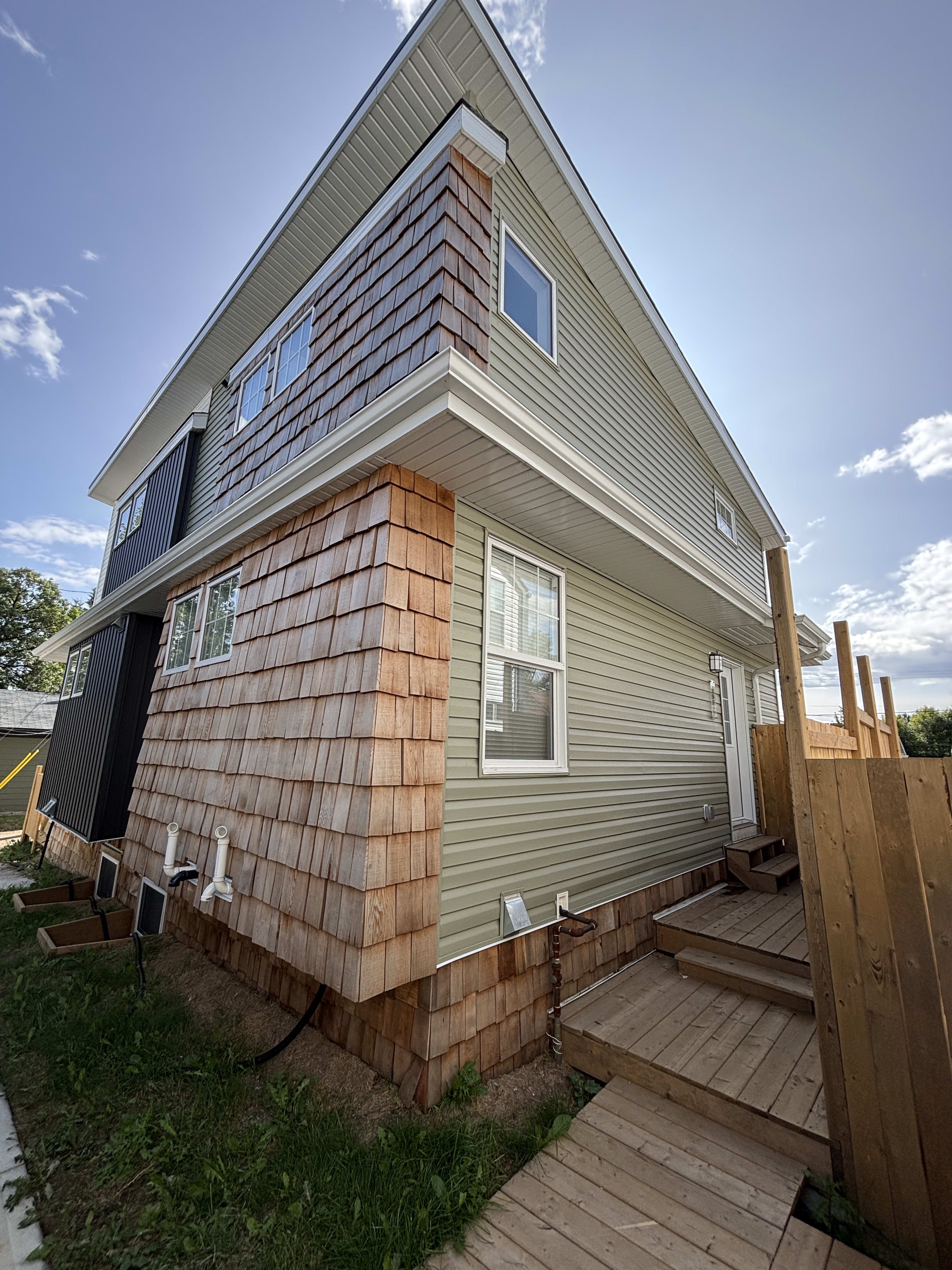4 bed 2 bath Garden Suites for rent at 12521 77 Street NW, Elmwood Park, Edmonton