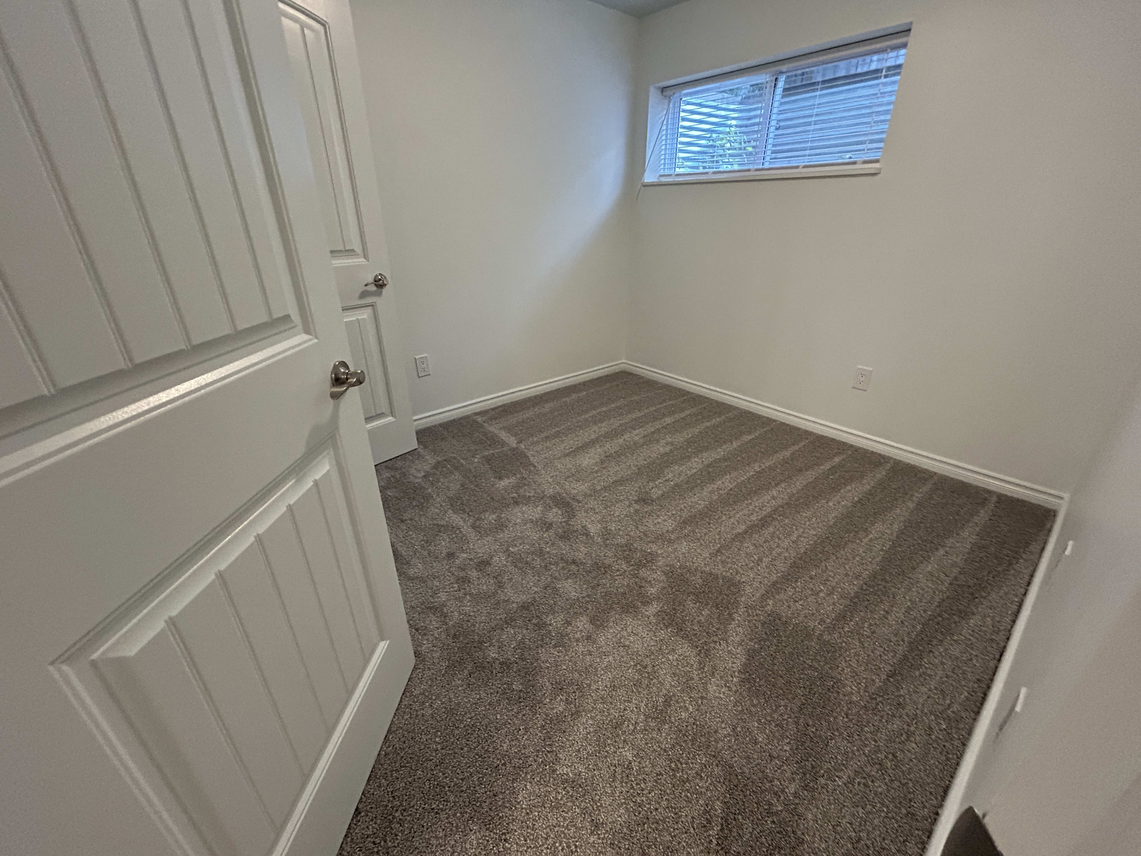 2 bed 1 bath Basement Suites for rent at 11418 62 Street NW, Highlands, Edmonton — photo 9