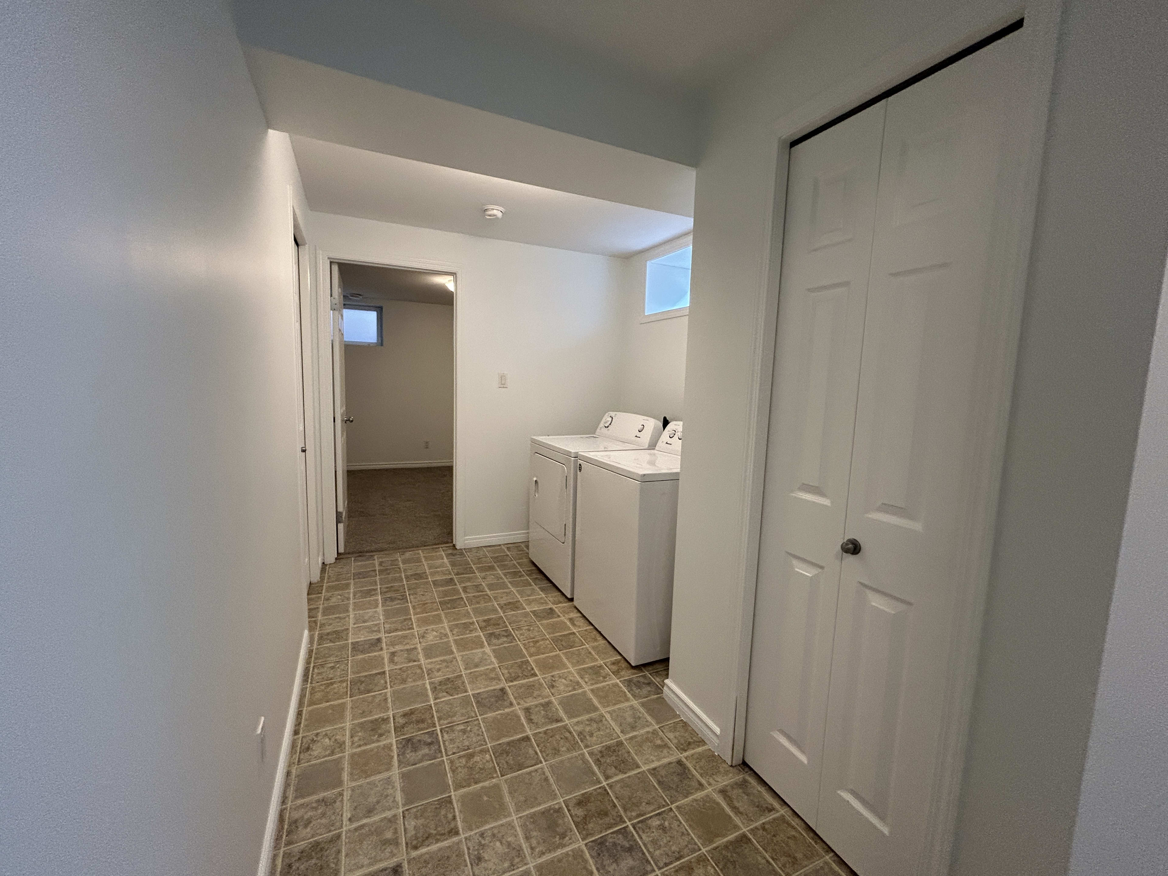 3 bed 1 bath Basement Suites for rent at 11811 47 Street NW, Beacon Heights, Edmonton — photo 6