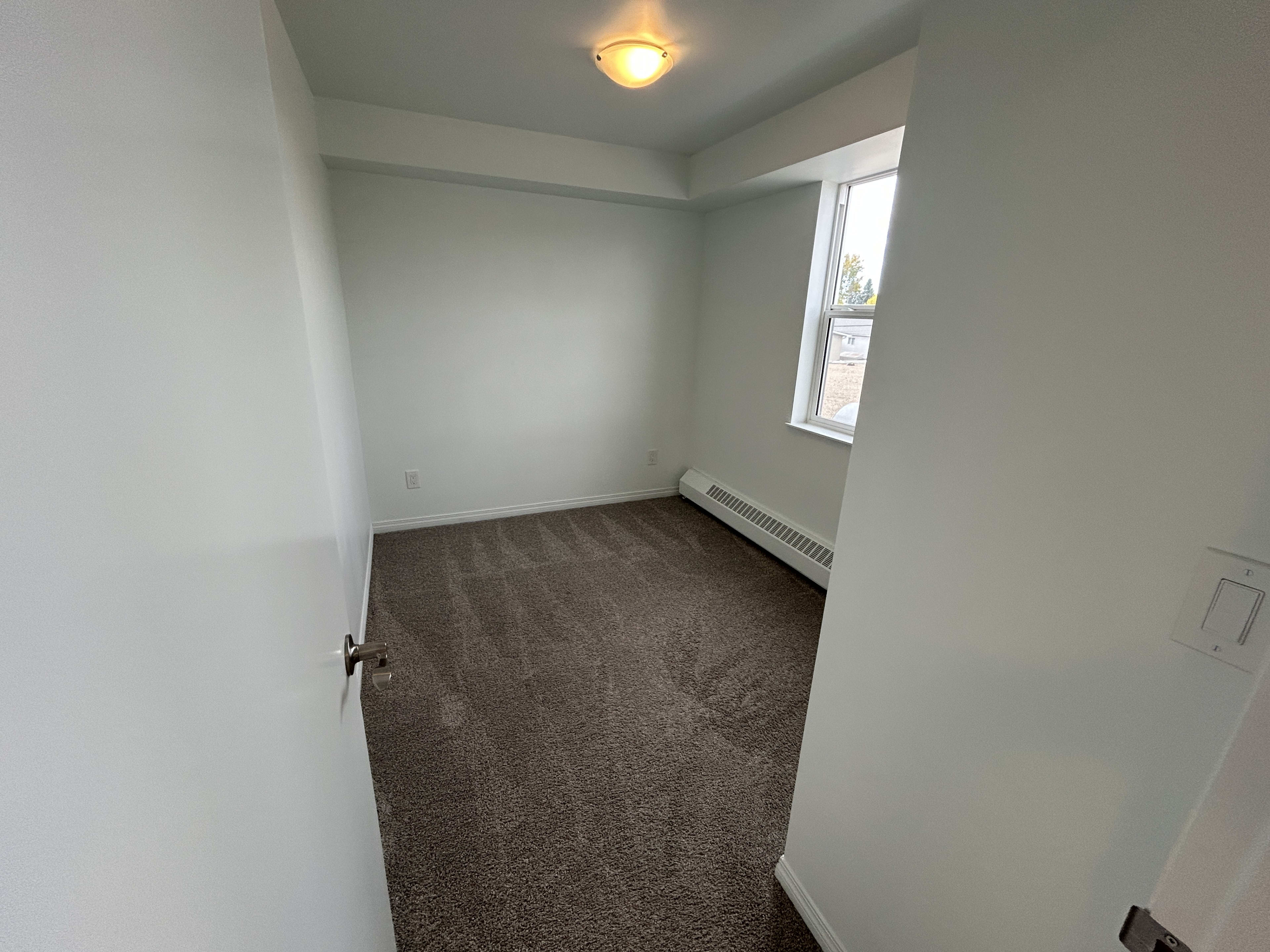 2 bed 1 bath Apartment Units for rent at 3611 118 Avenue NW, Beverly Heights, Edmonton — photo 8