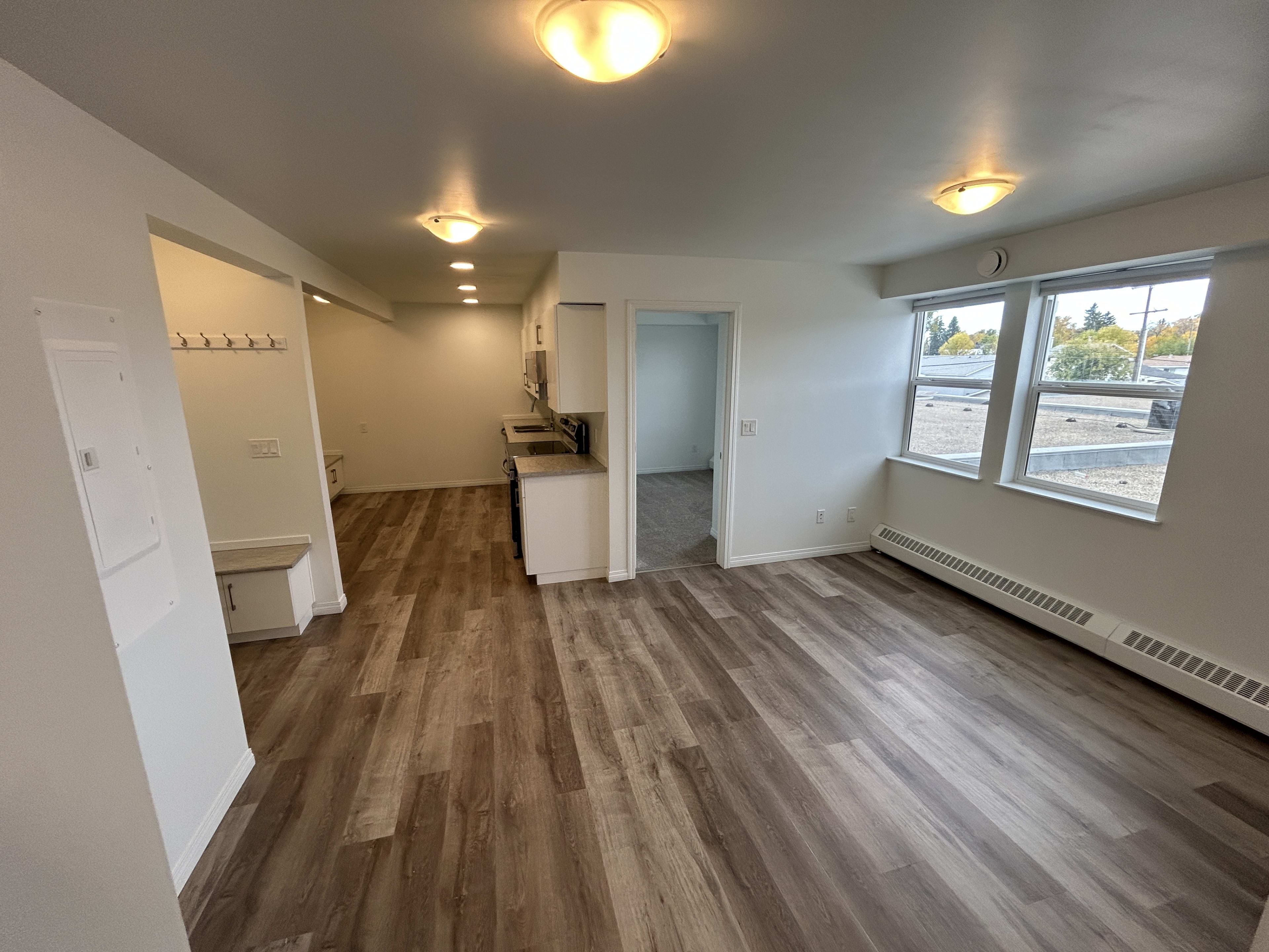 2 bed 1 bath Apartment Units for rent at 3611 118 Avenue NW, Beverly Heights, Edmonton — photo 12