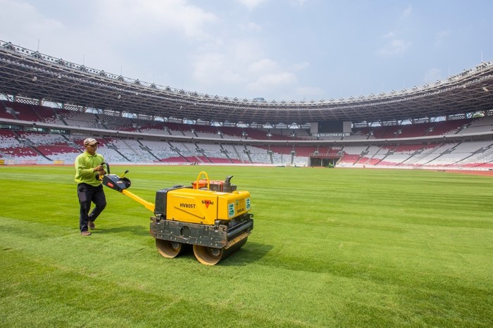 Persiapan Indonesia Vs Australia, PPKGBK Sudah Pasang Rumput 