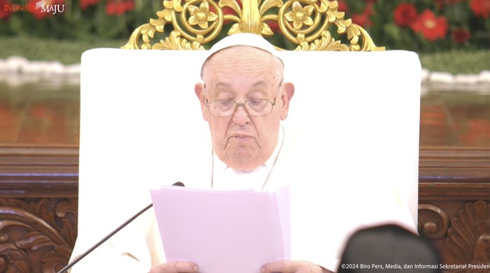 Paus Fransiskus Ucapkan Terima Kasih Atas Undangan dan Sambutan Hangat Jokowi