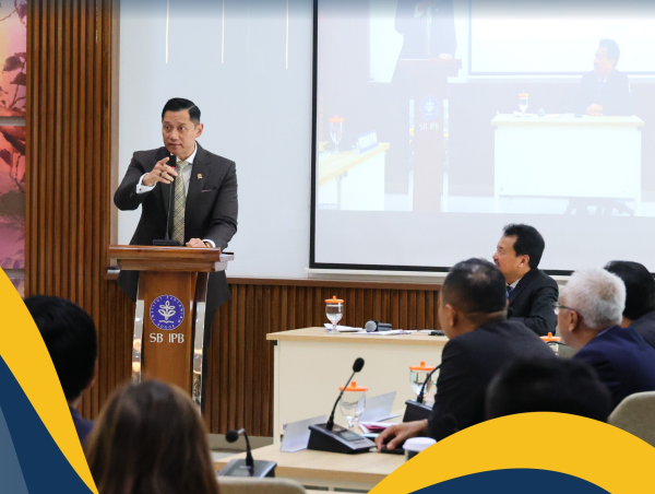 Hadiri Ujian Terbuka Program Doktoral Dirjen PPTR, Menteri AHY: Pemangku Kebijakan Harus Dekat dengan Dunia Keilmuan