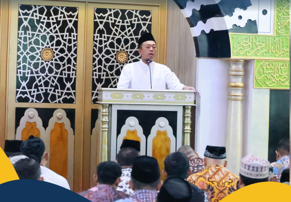 Menteri Nusron Isi Khotbah dan Jadi Imam Salat Jumat di Masjid Ar-Ridha Kanwil BPN Provinsi Jateng