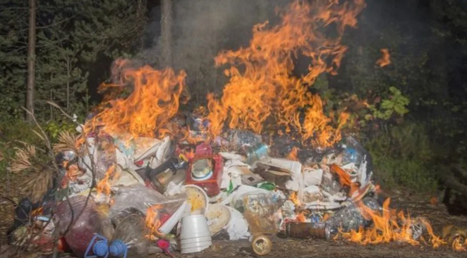 Warga Kota Tangerang Diingatkan Tak Bakar Sampah Sembarangan