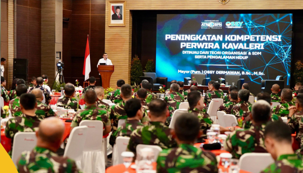 Beri Pembekalan di Pussenkav, Wamen ATR/Waka BPN Tegaskan Komitmen dalam Legalisasi Tanah Aset Negara