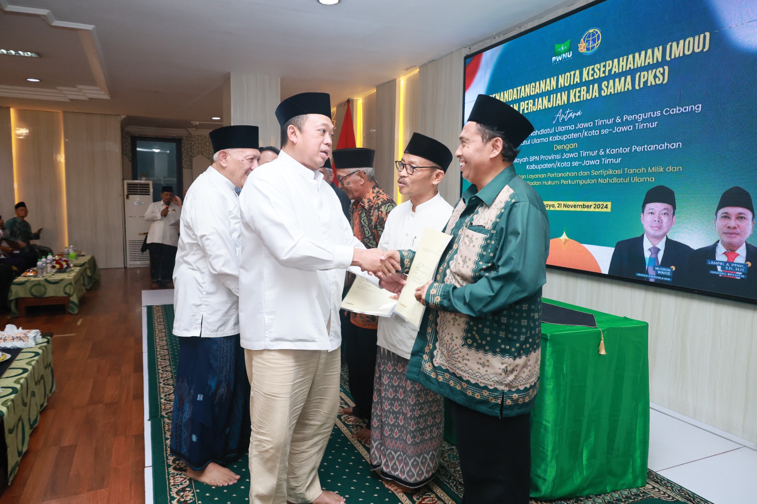 Menteri Nusron Tekankan Peningkatan Pendaftaran Tanah Wakaf di Sulawesi Selatan dan Gorontalo