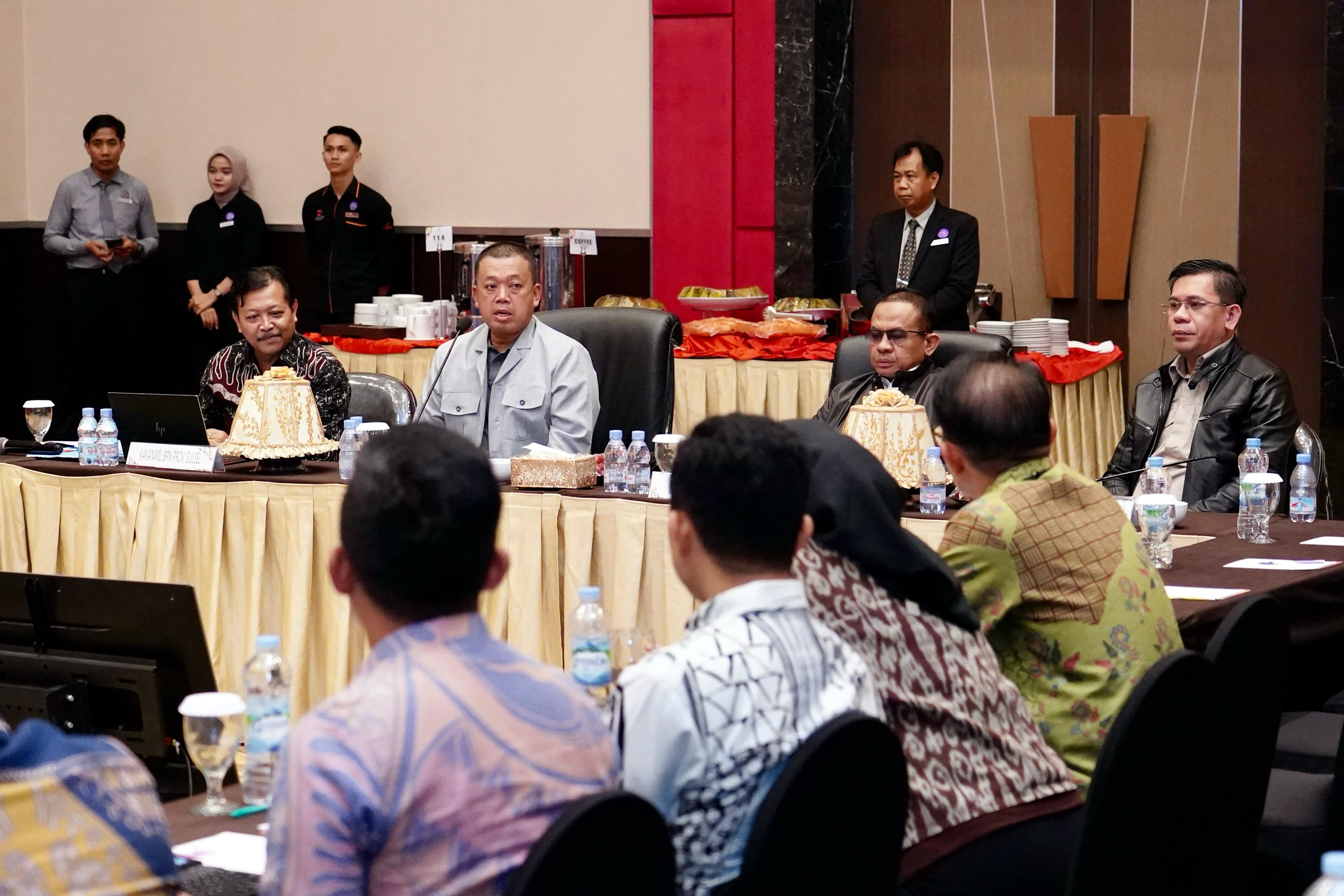 Menteri Nusron Instruksikan Jajaran Kanwil BPN Provinsi Sulsel Kolaborasi dengan Pemda untuk Permudah Sertipikasi Tanah bagi Warga Miskin Ekstrem