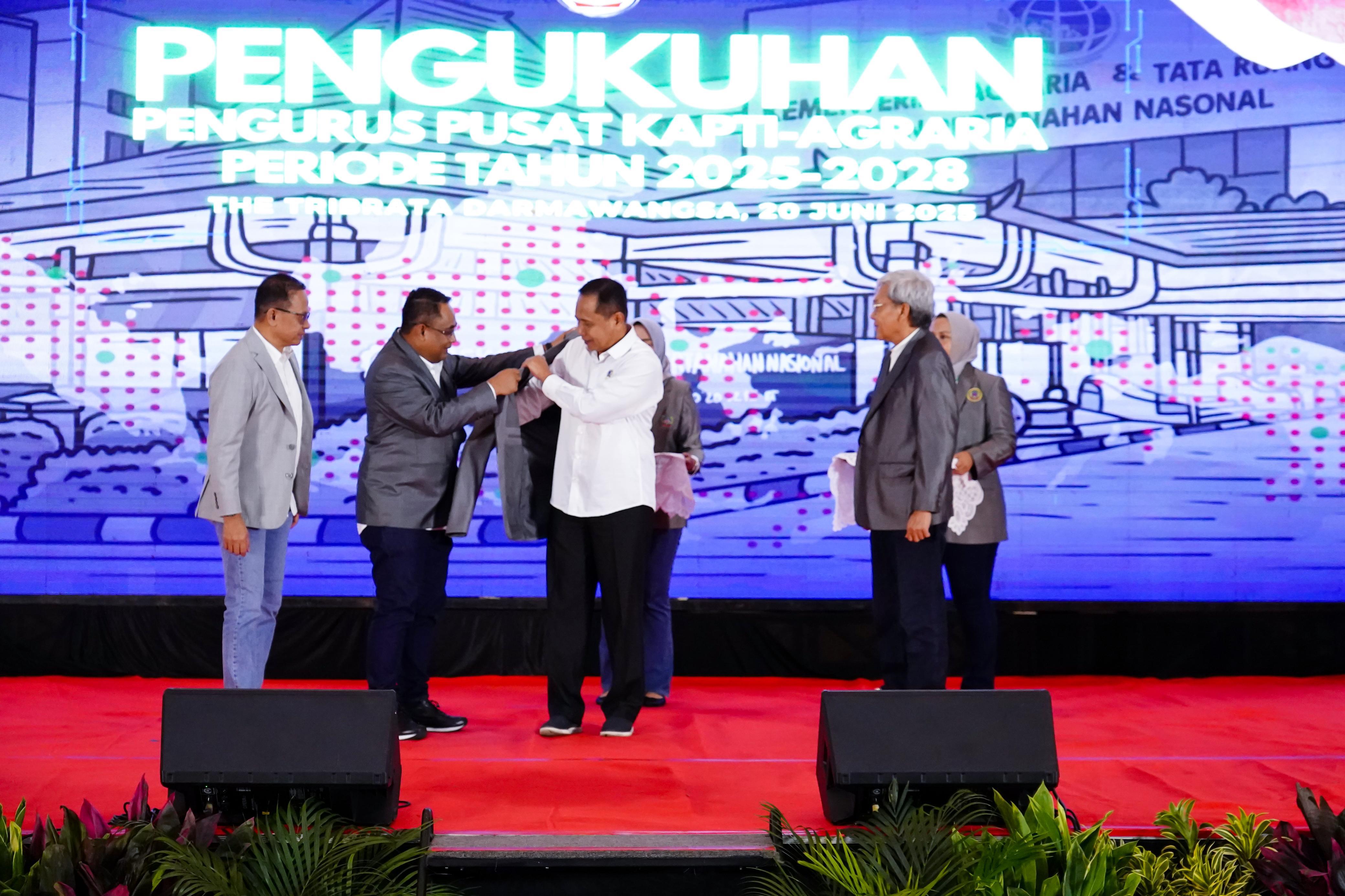 Dikukuhkan sebagai Alumni Kehormatan KAPTI-Agraria, Pudji Prasetijanto Hadi: Semangat Baru untuk Berkontribusi di Kementerian ATR/BPN