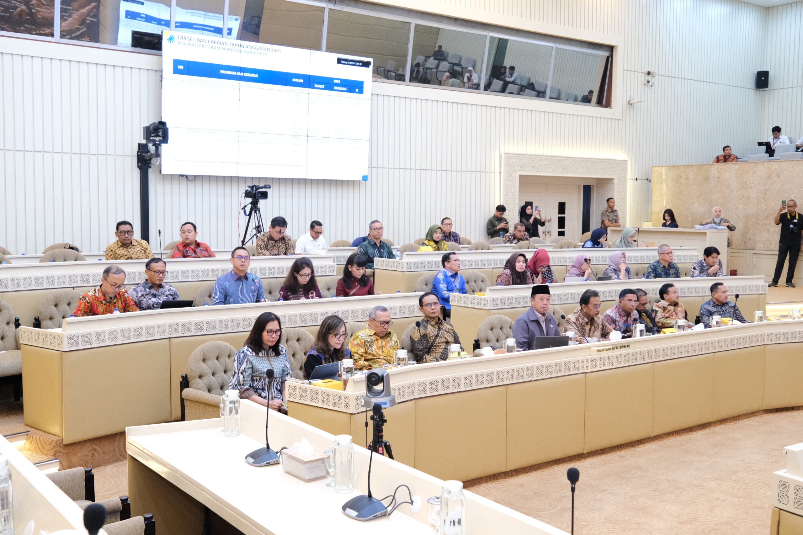 Raker dengan Komisi II DPR RI, Menteri Nusron Berkomitmen Gunakan Anggaran untuk Membuat Layanan Pertanahan Semakin Akurat, Prudent, dan Akuntabel