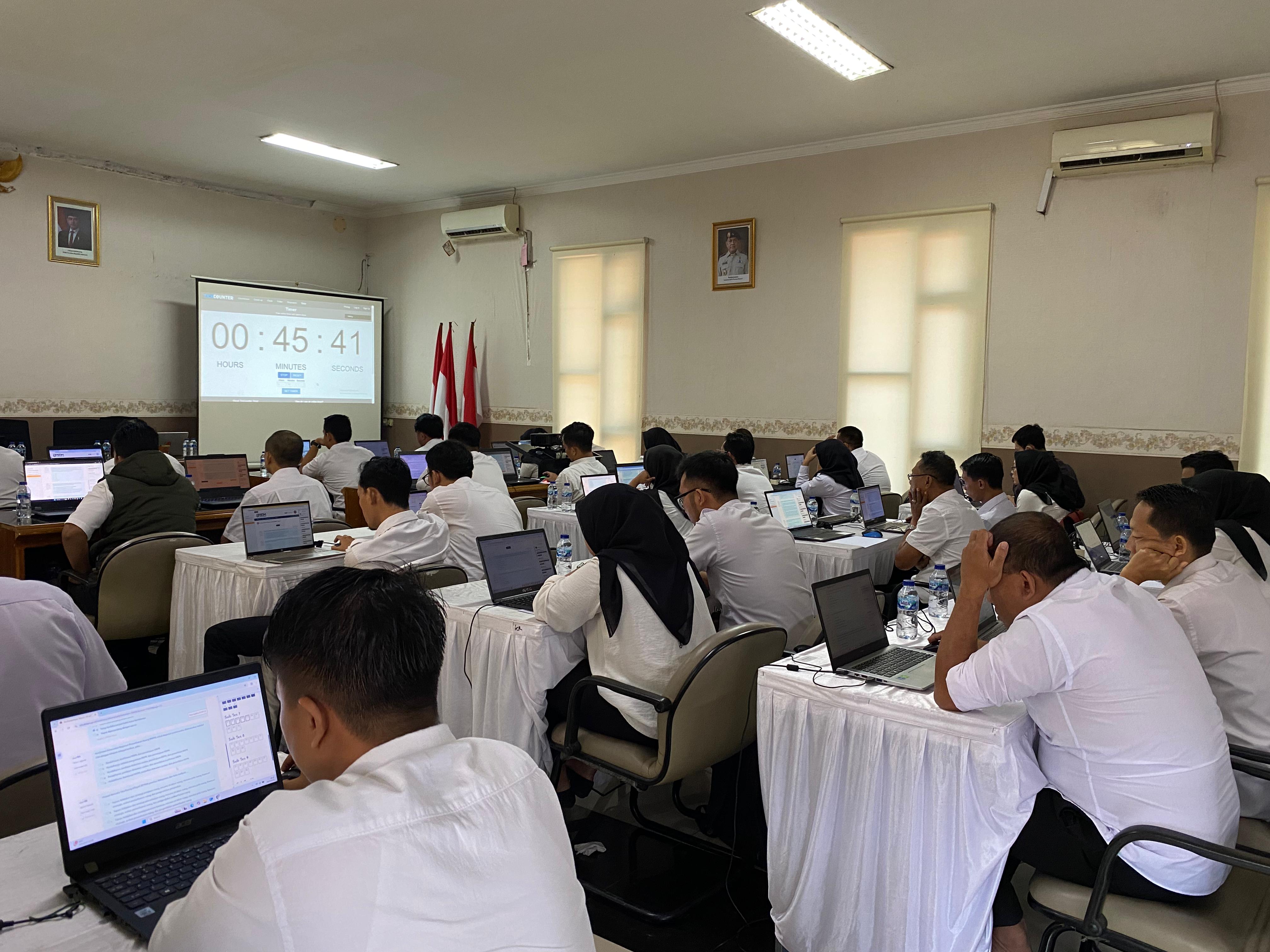 KANTAH KAB SERANG MENGGELAR UJIAN ASSESMENT CPPPK