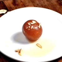 Gulab jamun (2 pcs)