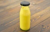 Mango lassi