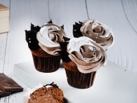 Hazelnut truffle cupcakes