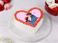 Love delight photo cake
