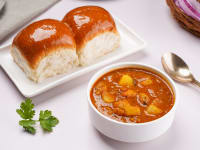 Pav with aloo matar