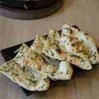 Garlic naan
