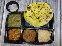 Makkai ki roti + sarso ka saag