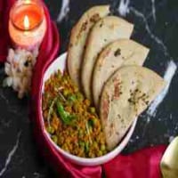 Chicken keema kulcha