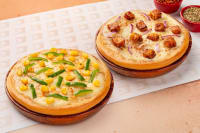 1+1 Veg Cheesy Pizza Mania