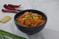 Stir Fried Chicken In Hot Garlic Sauce