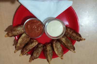 Paneer Fried Momos [1 Plate, 8 Pieces]