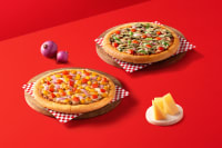 Super Value Deal : 2 Medium Veg Pizzas Starting At Rs 649 (Save Upto 41%).