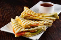 Tomato Cheese Grilled Sandwich