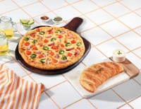 Veggies Volcano Pizza [Big 10"] + Garlic Bread & Cheesy Dip