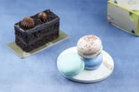 Eggless Choco Truffle Pasty + 3pc Eggless Assorted Macarons