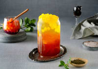 Peach Iced Tea With Bubbles