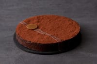 Intense 70% Chocolate Cake (600g)