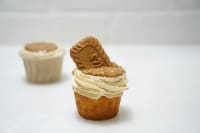 Lotus Biscoff Crocante Cupcake (Pack Of 2)