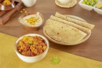 Aloo Gobhi & Boondi Raita Meal (Serves 1)