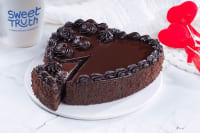 Heart Shaped Dutch Chocolate Truffle Cake (500 Gm) (Eggless)