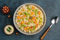 Rava Upma With Coconut Chutney