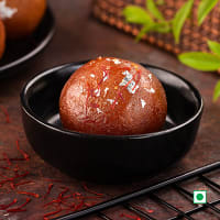 Kesar Gulab Jamun [1PC]