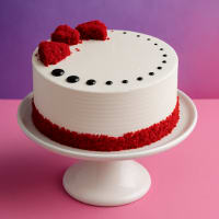Red Velvet Cake Eggless