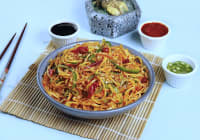 Chilli Garlic Noodles (Veg)