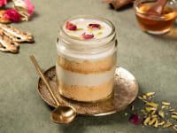 Honey Mawa Mini Jar Cake